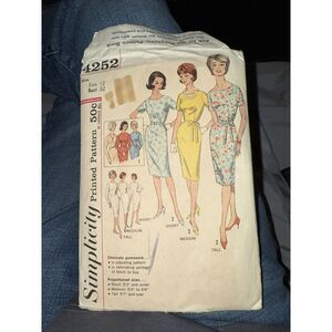 1950s Vintage Simplicity 4252 Sewing Pattern Dress Size 12 Bust 32